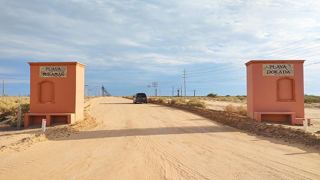 The Suites At Rocky Point 2 Exterior photo